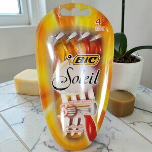 BIC Soleil Sensitive Skin 3-Blades Disposable Razors, 4 ct